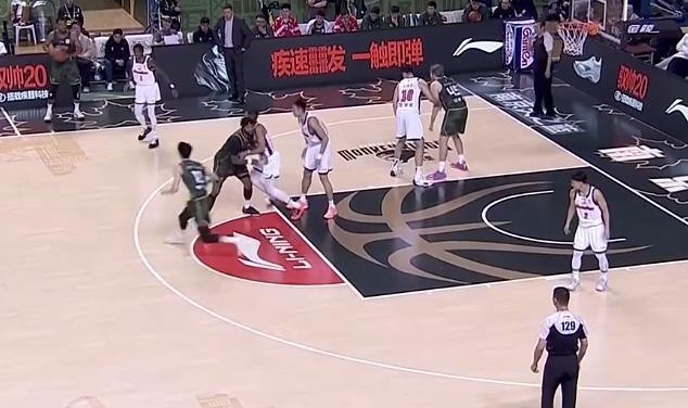 广东激战同曦！焦泊乔觉醒 陈家政太积极 胡明轩回暖