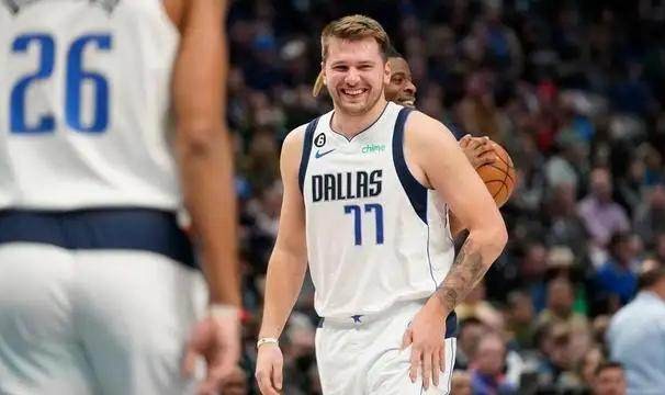 【圆桌】各大奖项该归属谁？东契奇MVP大洛佩斯DPOY