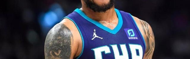 自由市场开放前曝出丑闻 小桥被控家暴遭到逮捕