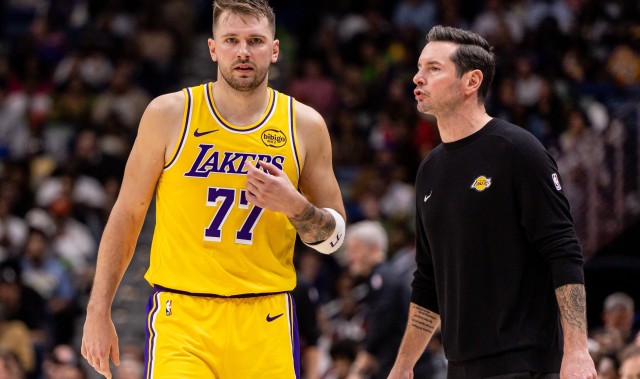 雷迪克：东契奇精神状态良好 尚不清楚会在欧洲治疗和康复多久