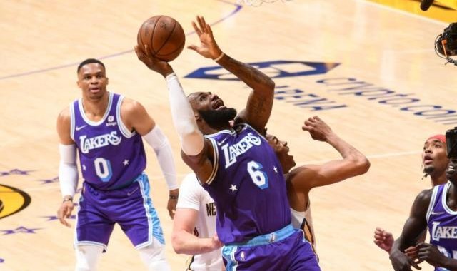 湖人季后赛概率仅0.8%！詹皇冲得分王成唯一安慰？