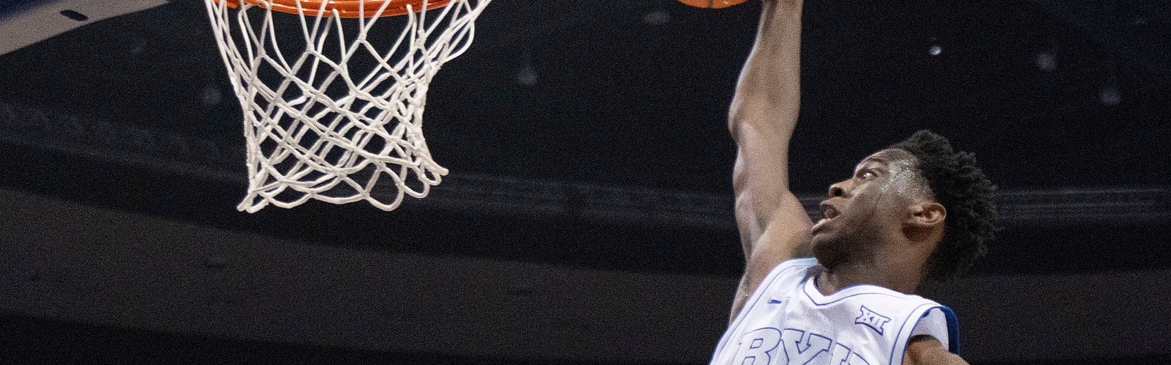 小托马斯：迪班萨现在打得像他的偶像麦迪 他应该是状元