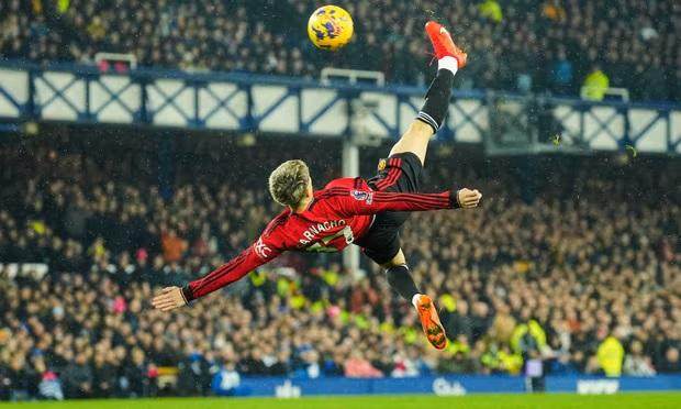 1701067916699089501.jpg 4.jpg