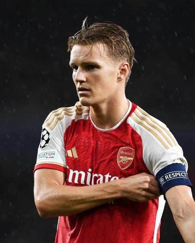 1695424860928090415.jpg 90fa5693ab73dbb36ad5720030ea21b.jpg