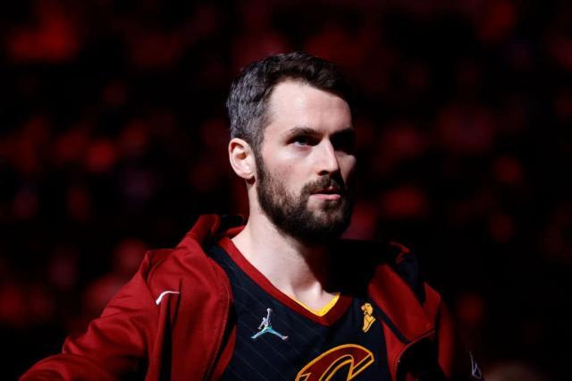 1647185688222039116.jpeg GettyImages-1370221518.jpeg